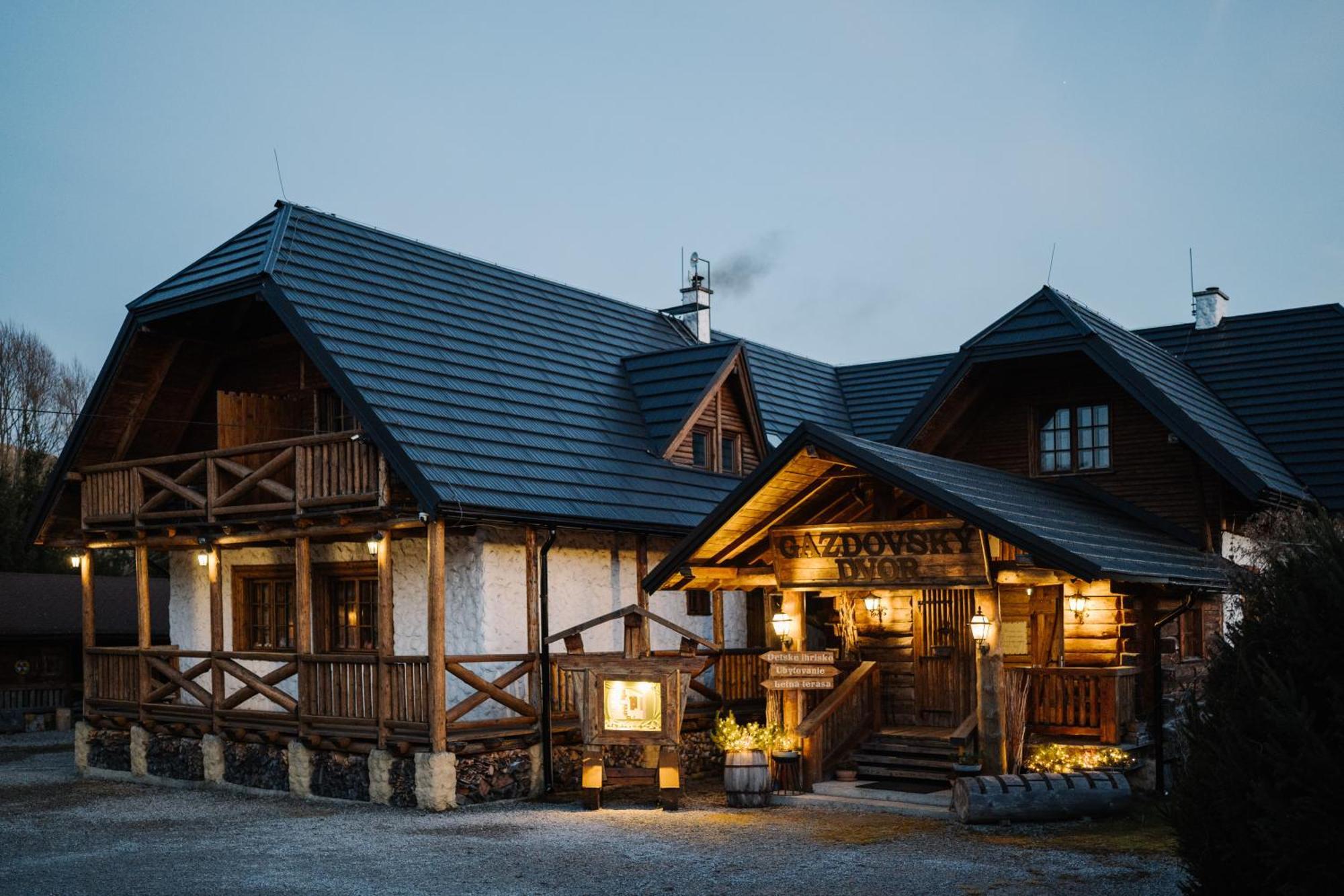 Gazdovsky Dvor B&B S Mini Wellness Bešeňová Екстериор снимка