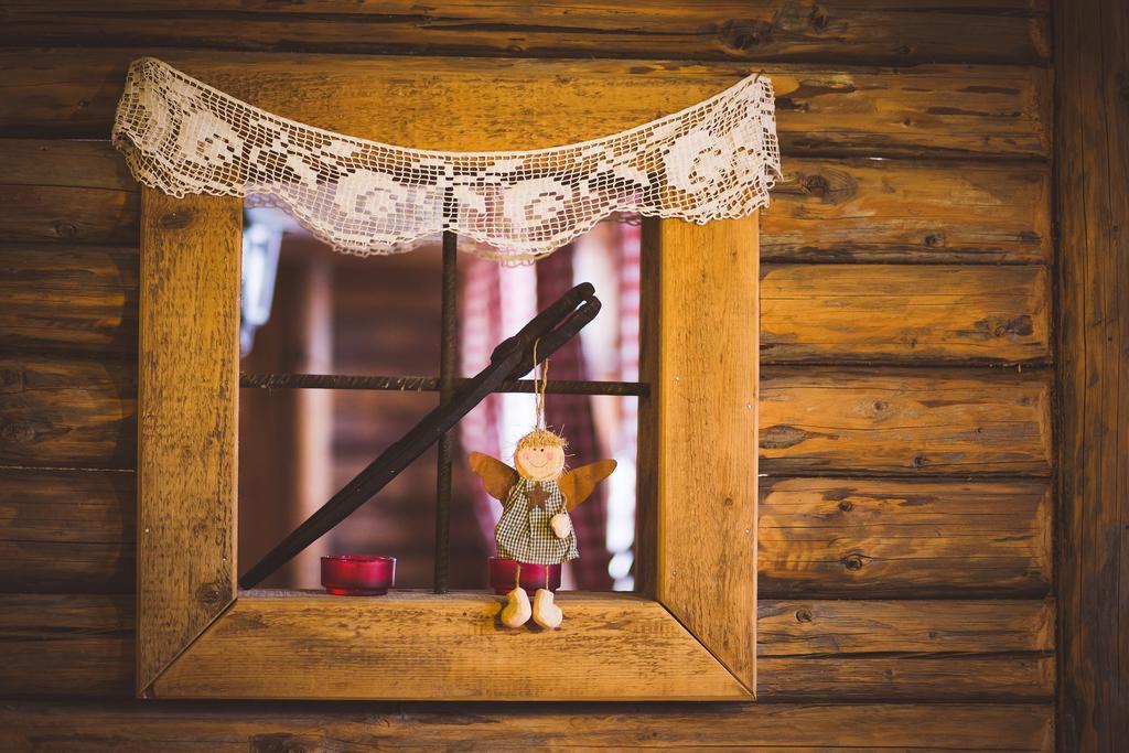 Gazdovsky Dvor B&B S Mini Wellness Bešeňová Екстериор снимка